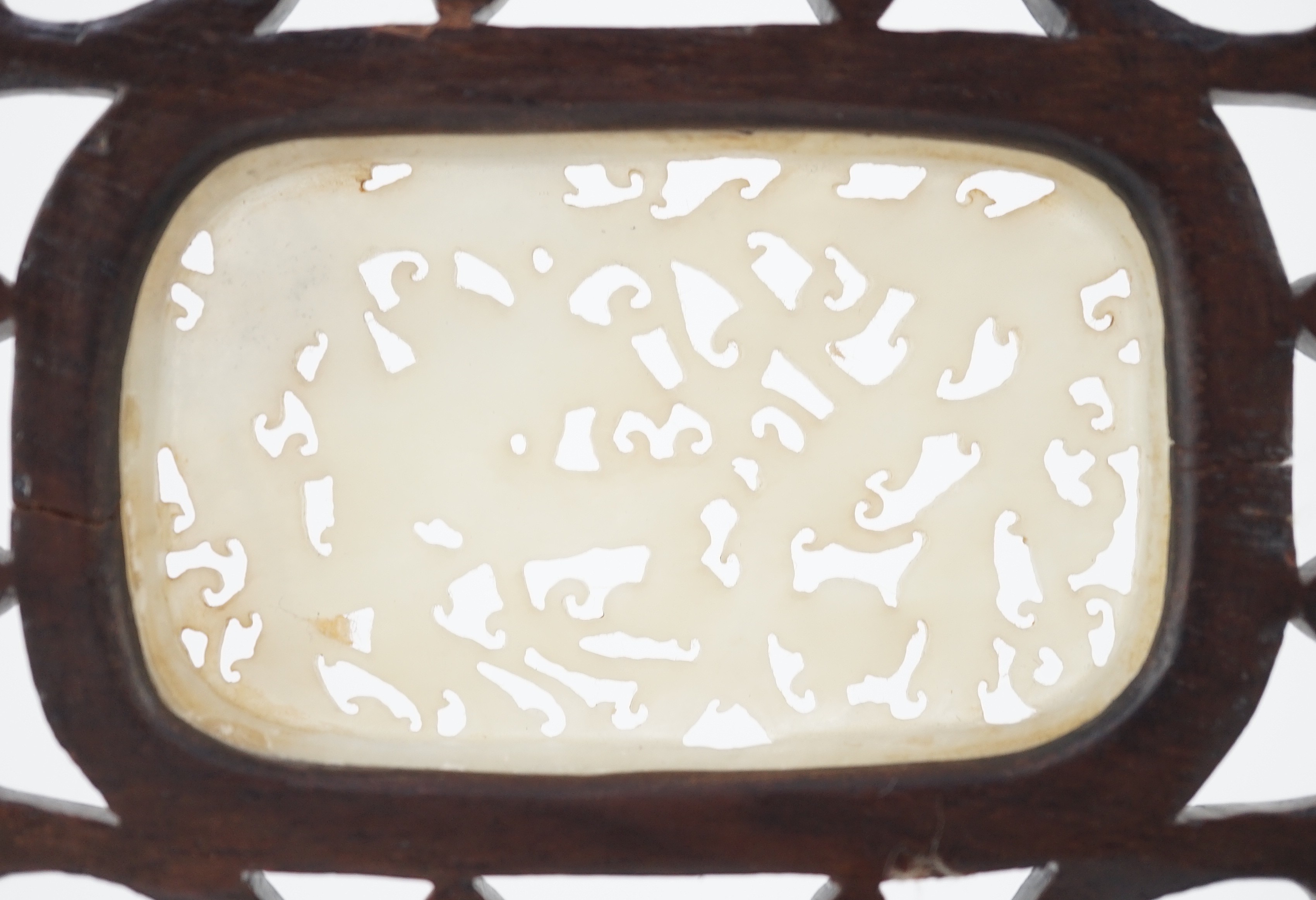 A small Chinese jade mounted hongmu tablescreen, late 19th/early 20th century, 22cm high, 19cm wide